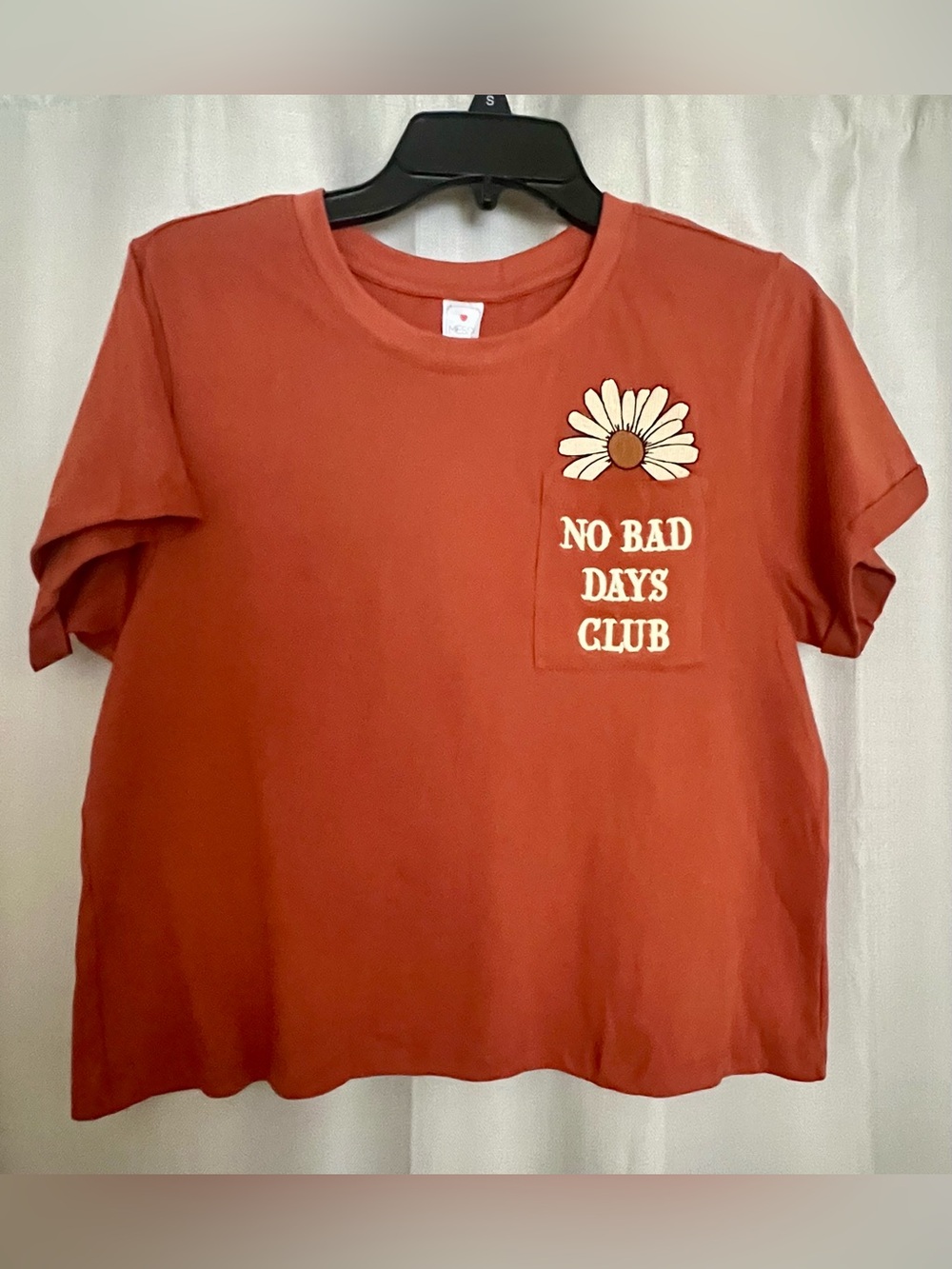 Messy Buns Lazy Days No Bad Days Club Graphic Tee Women’s M Boho Western
